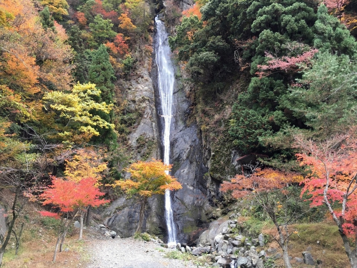 見神 けんしん の滝 雨畑 山梨デザインアーカイブ